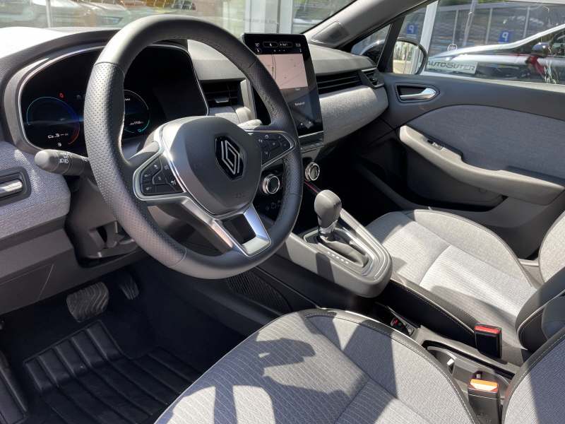 RENAULT Clio 1.6 E-Tech techno-image-5