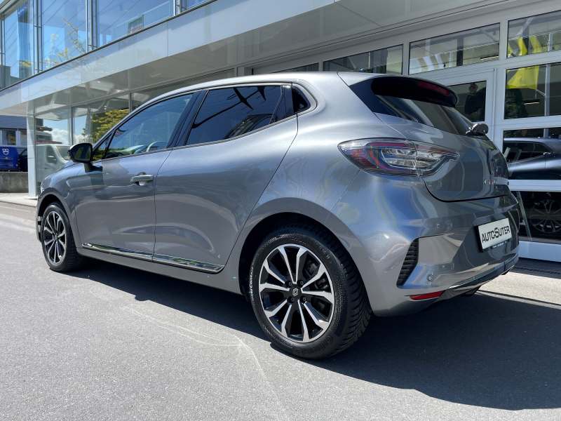 RENAULT Clio 1.6 E-Tech techno-image-3