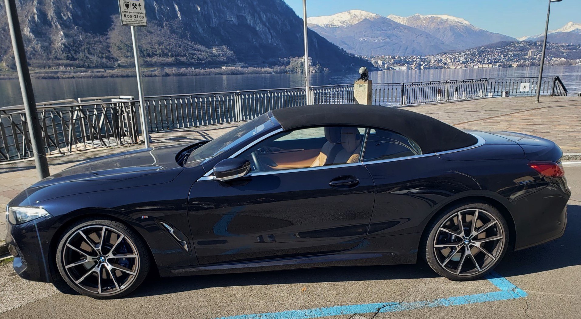 BMW M850i xDrive Cabriolet-image-2