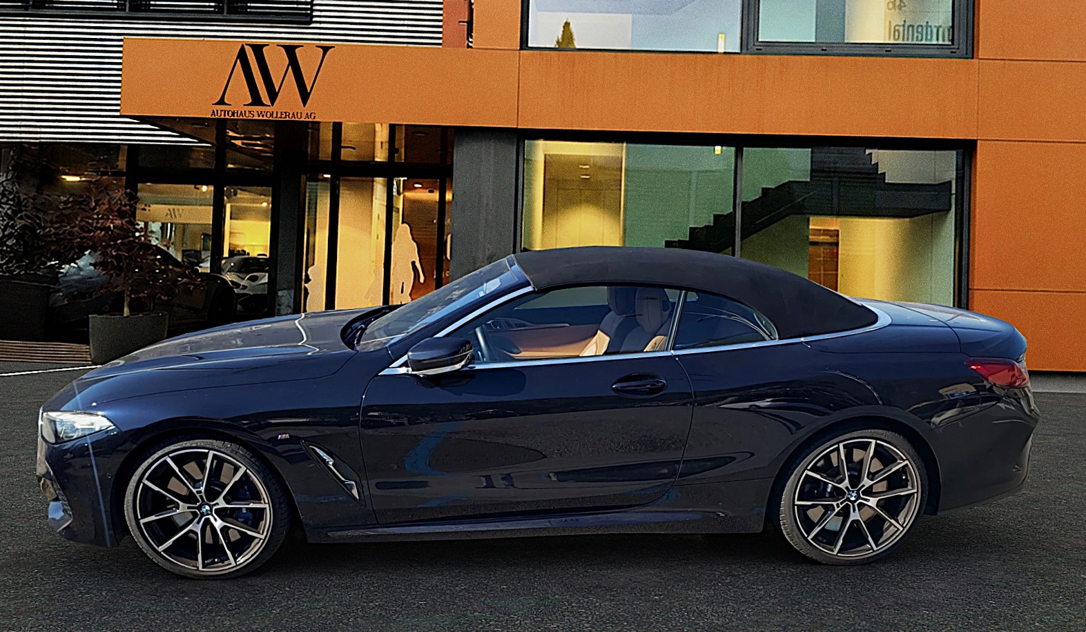 BMW M850i xDrive Cabriolet-image-0