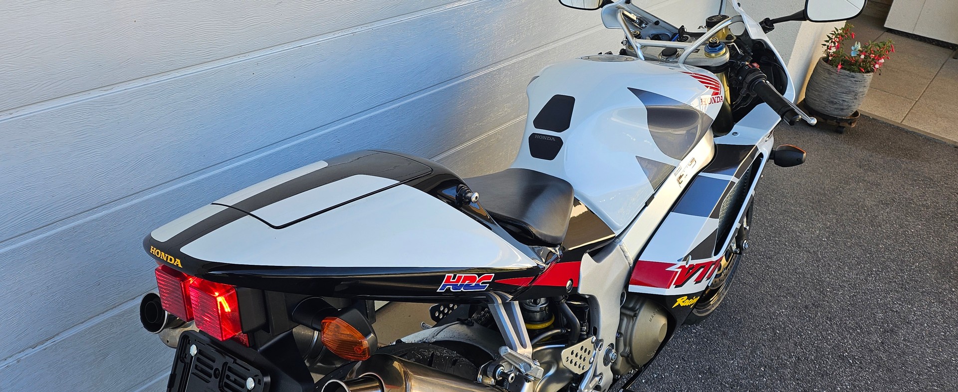HONDA VTR 1000 SP-2 HRC 2002-image-11