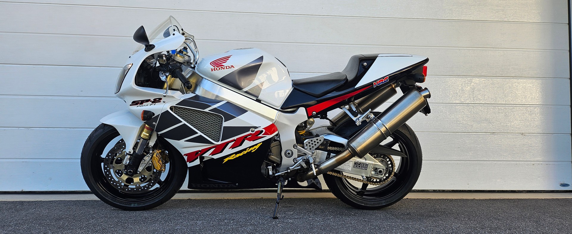 HONDA VTR 1000 SP-2 HRC 2002-showroom-element-1