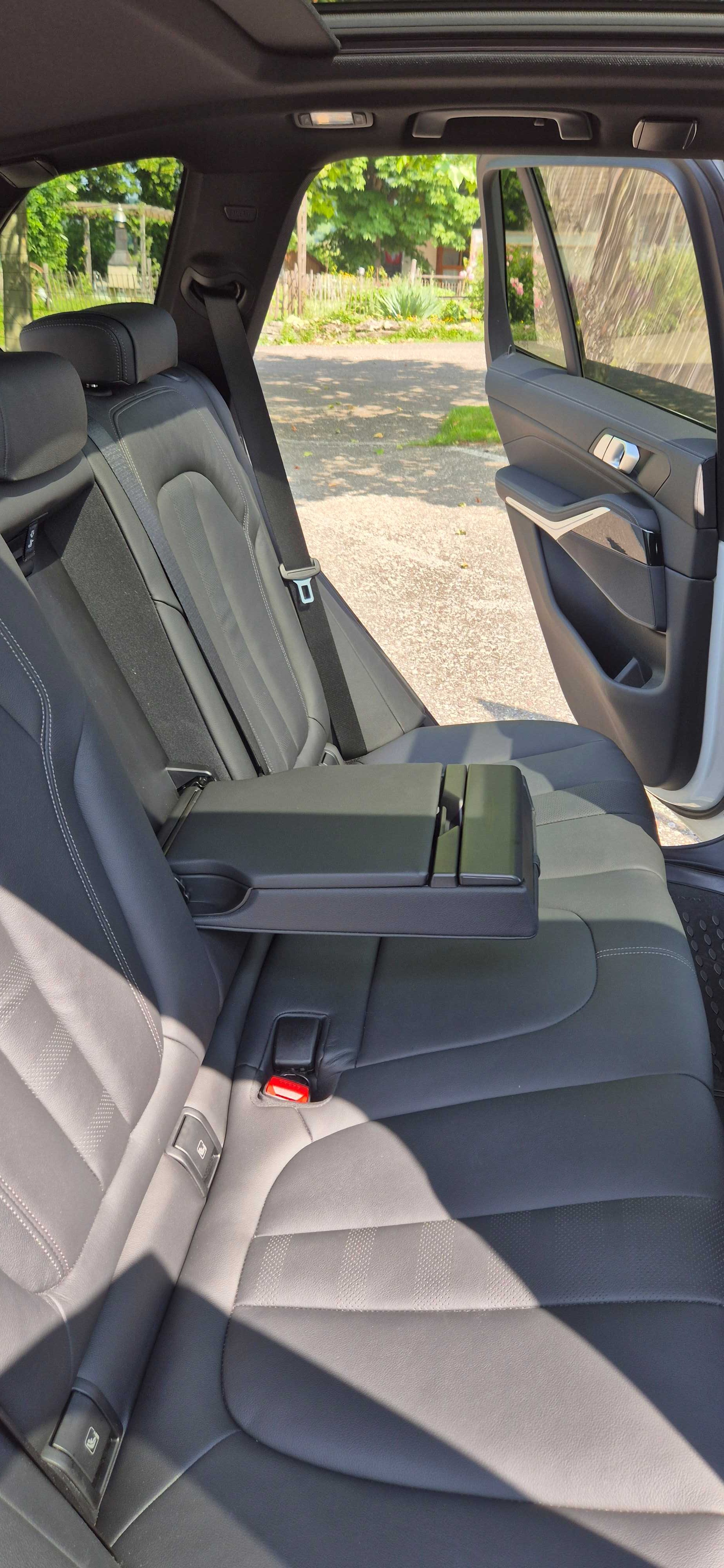 BMW X5 45e xDrive, M Sport Steptronic-image-16