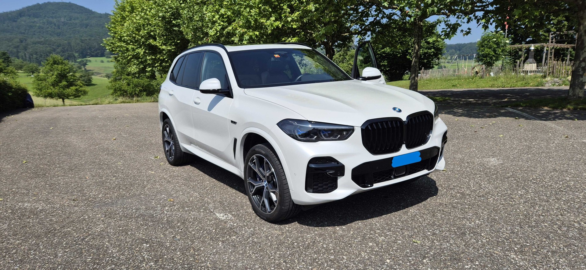 BMW X5 45e xDrive, M Sport Steptronic-image-1