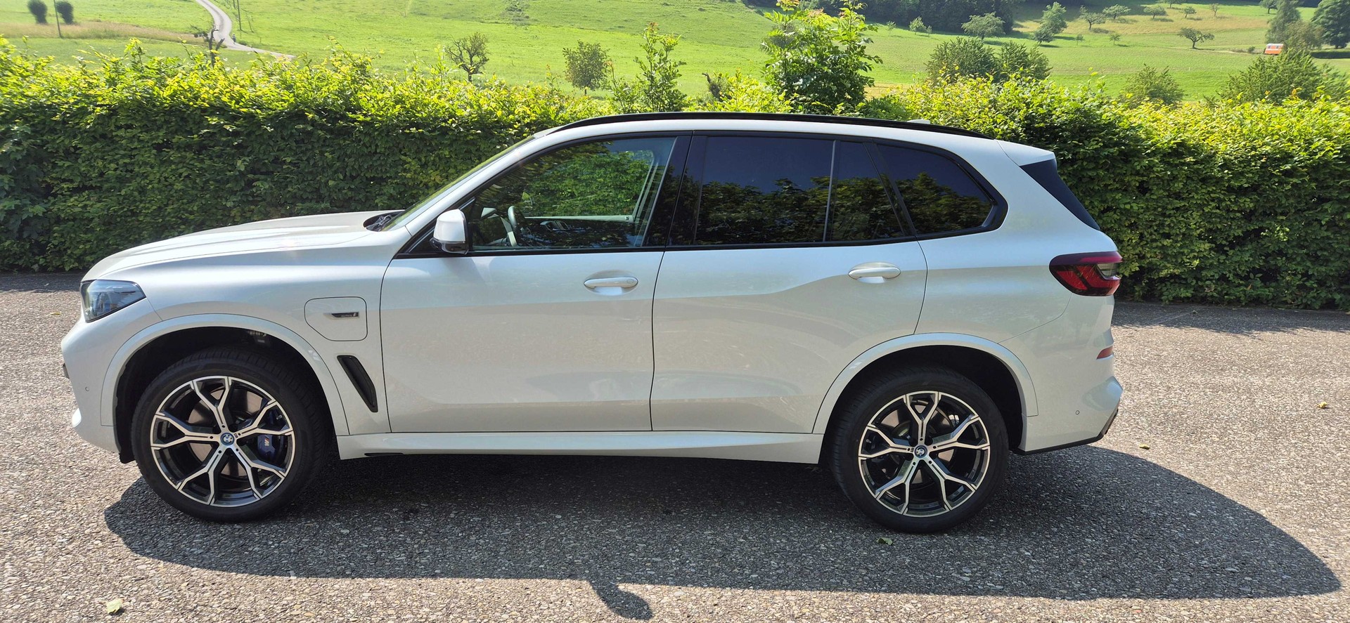 BMW X5 45e xDrive, M Sport Steptronic-image-2