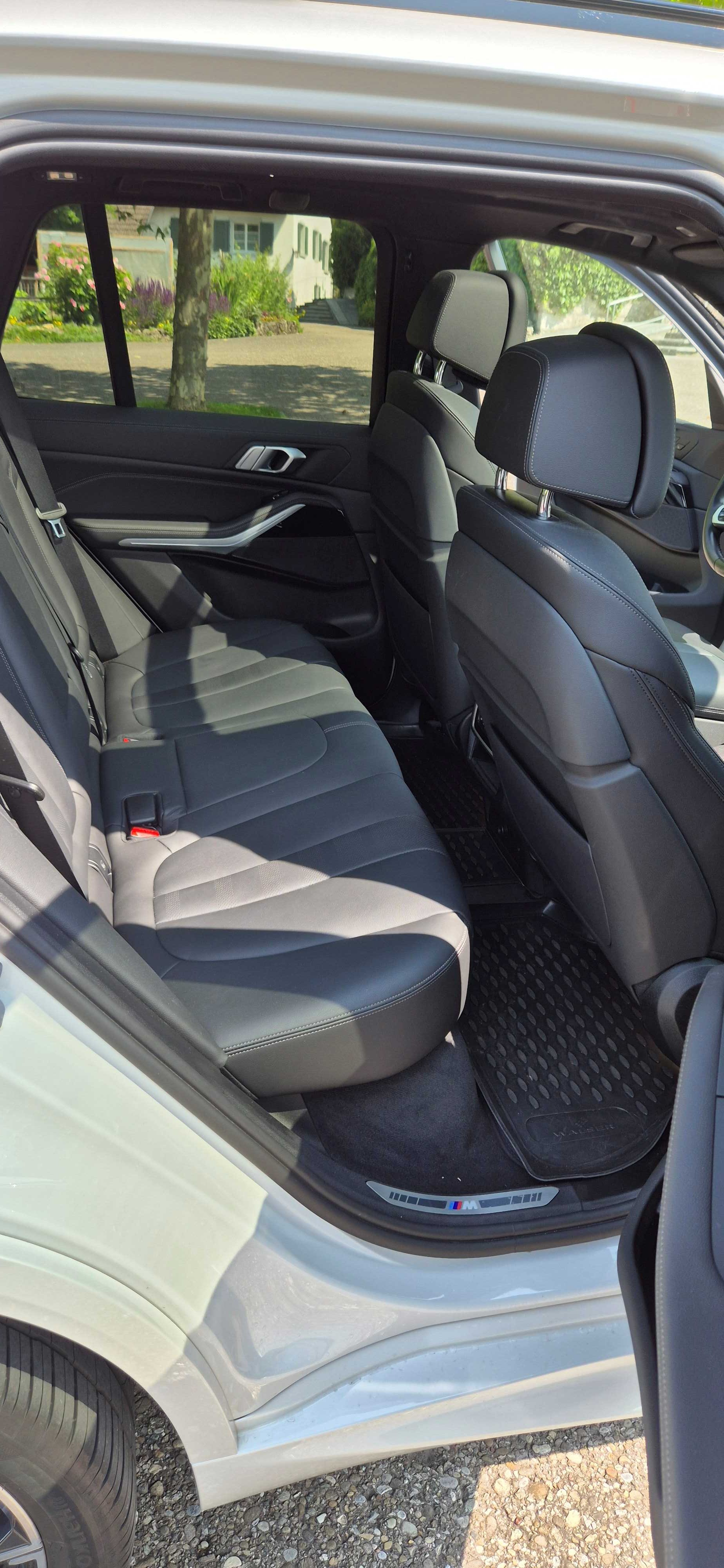 BMW X5 45e xDrive, M Sport Steptronic-image-11