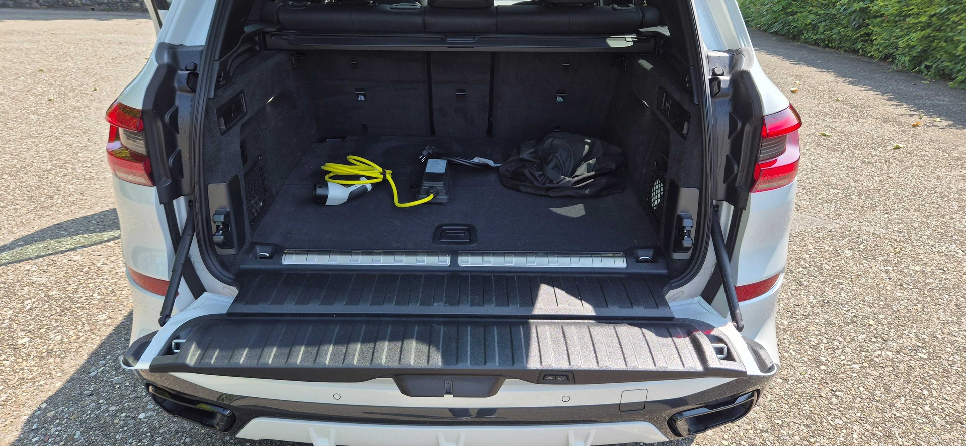 BMW X5 45e xDrive, M Sport Steptronic-image-9