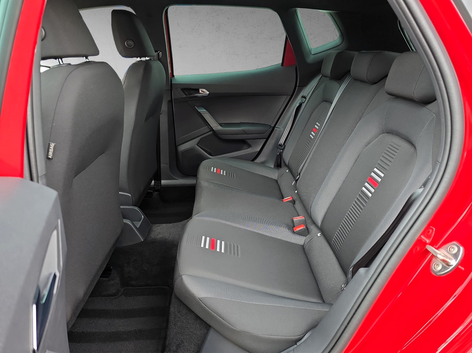 SEAT Arona 1.0 TSI Eco FR DSG-image-12