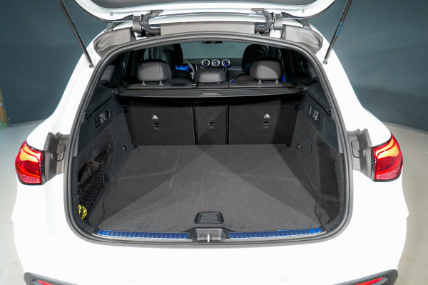 MERCEDES-BENZ GLC 300 d 4M 9G-Tronic-image-5