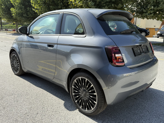 FIAT 500 3+1 el 87 kW Icon-image-4