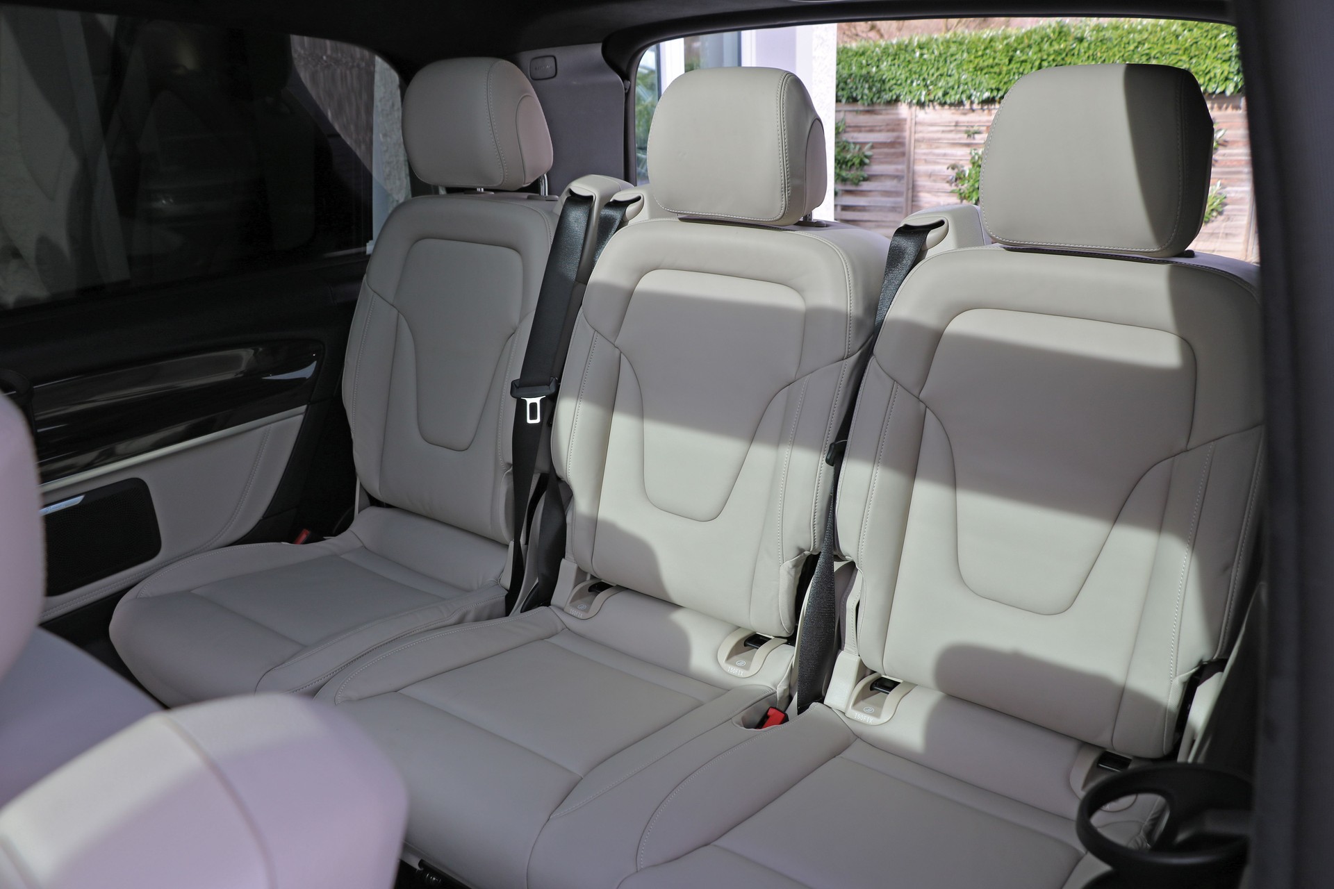 MERCEDES-BENZ V 300 d lang Exclusive 4Matic 9G-Tronic **Luxus-Paket**-image-14