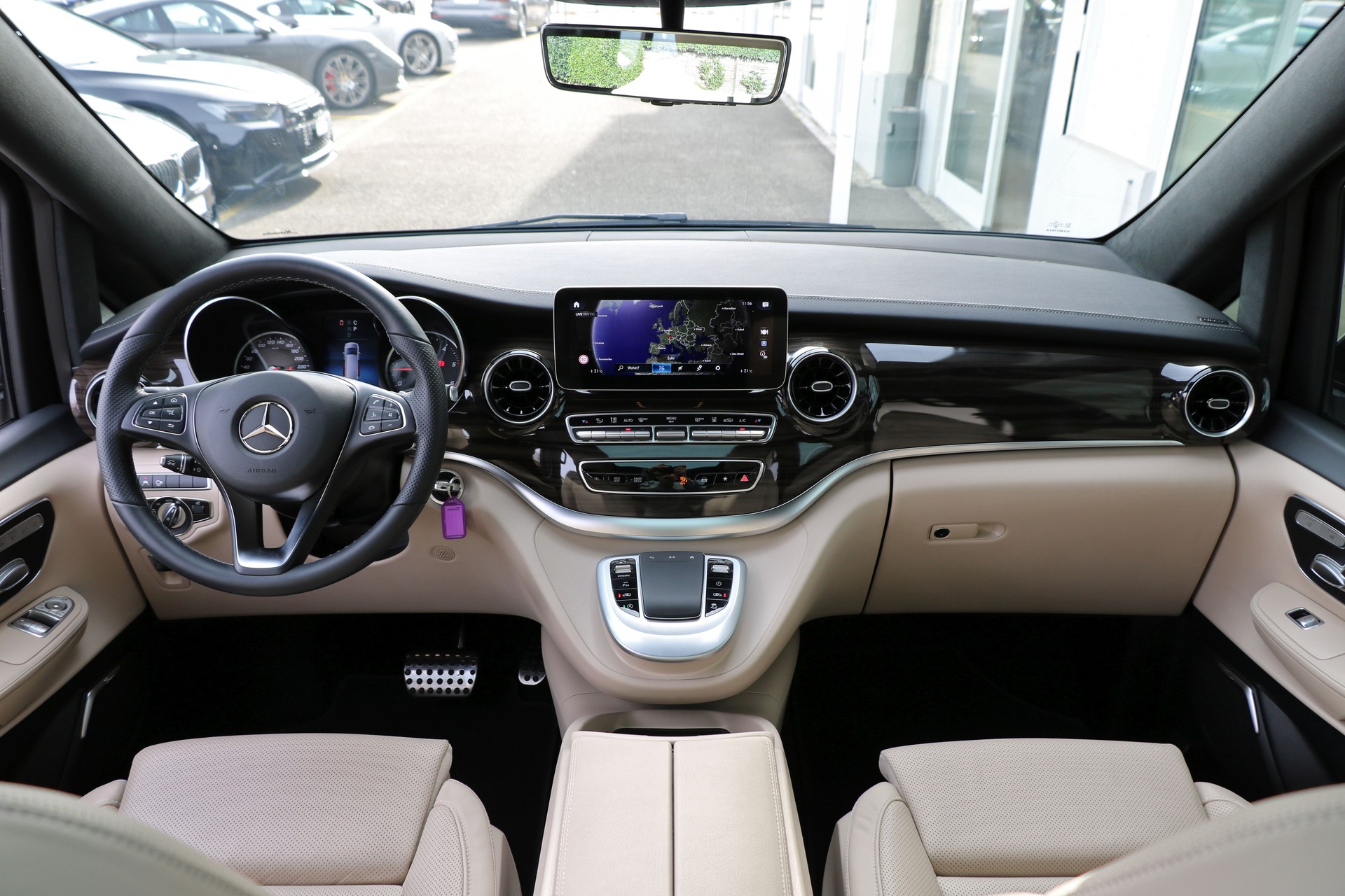 MERCEDES-BENZ V 300 d lang Exclusive 4Matic 9G-Tronic **Luxus-Paket**-image-5