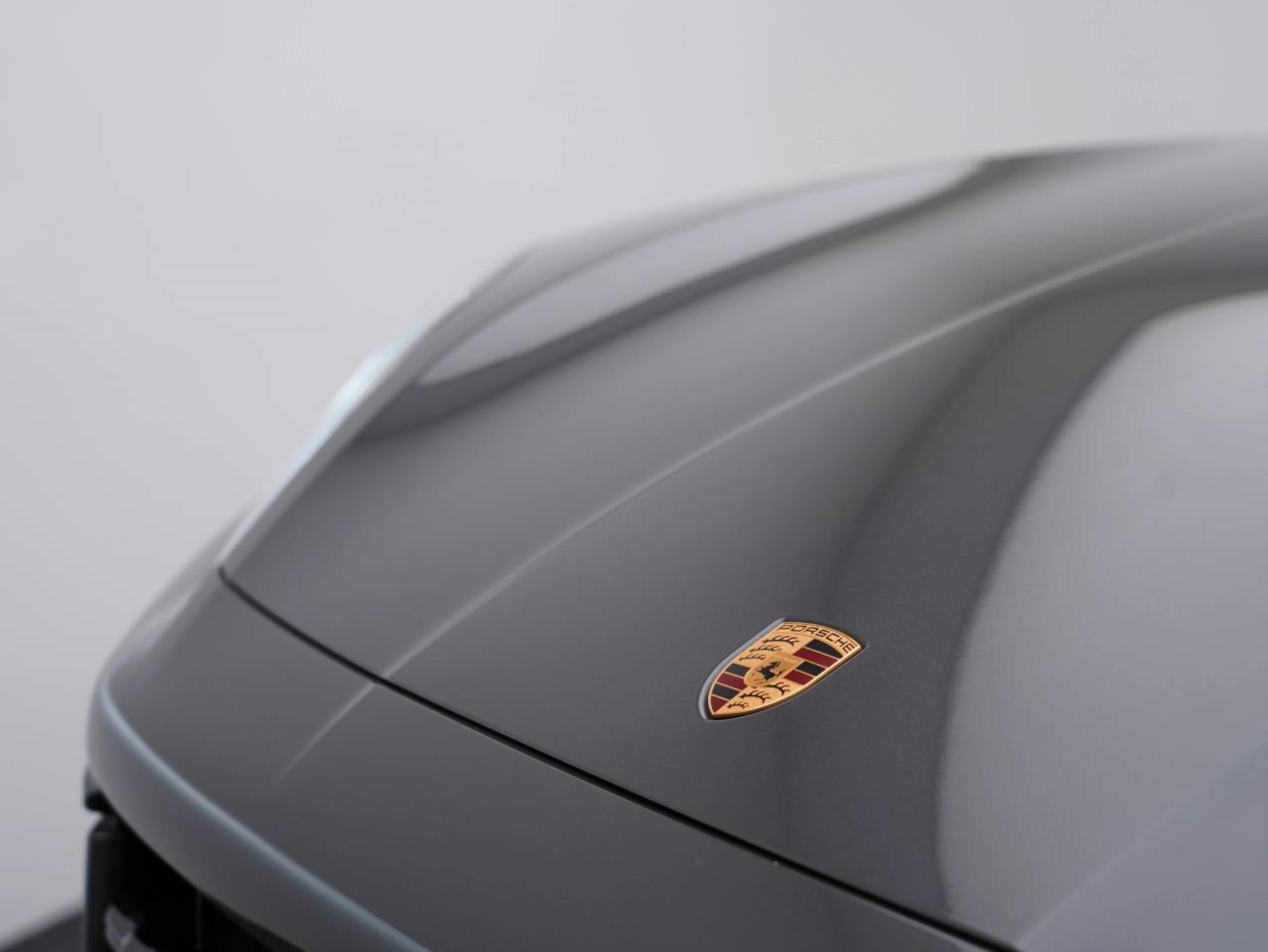 PORSCHE Cayenne S E-Hybrid Coupé-image-11