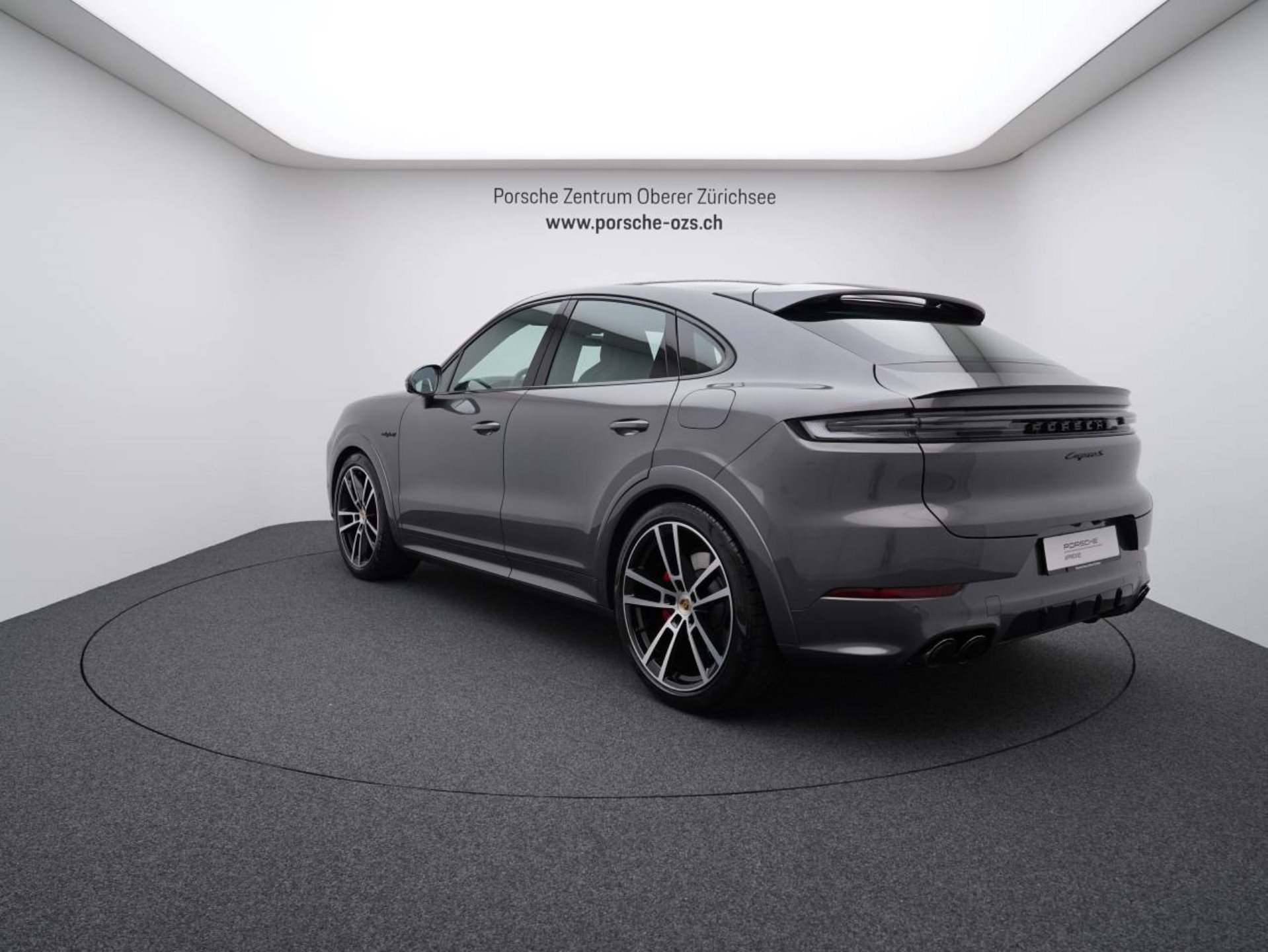 PORSCHE Cayenne S E-Hybrid Coupé-image-2