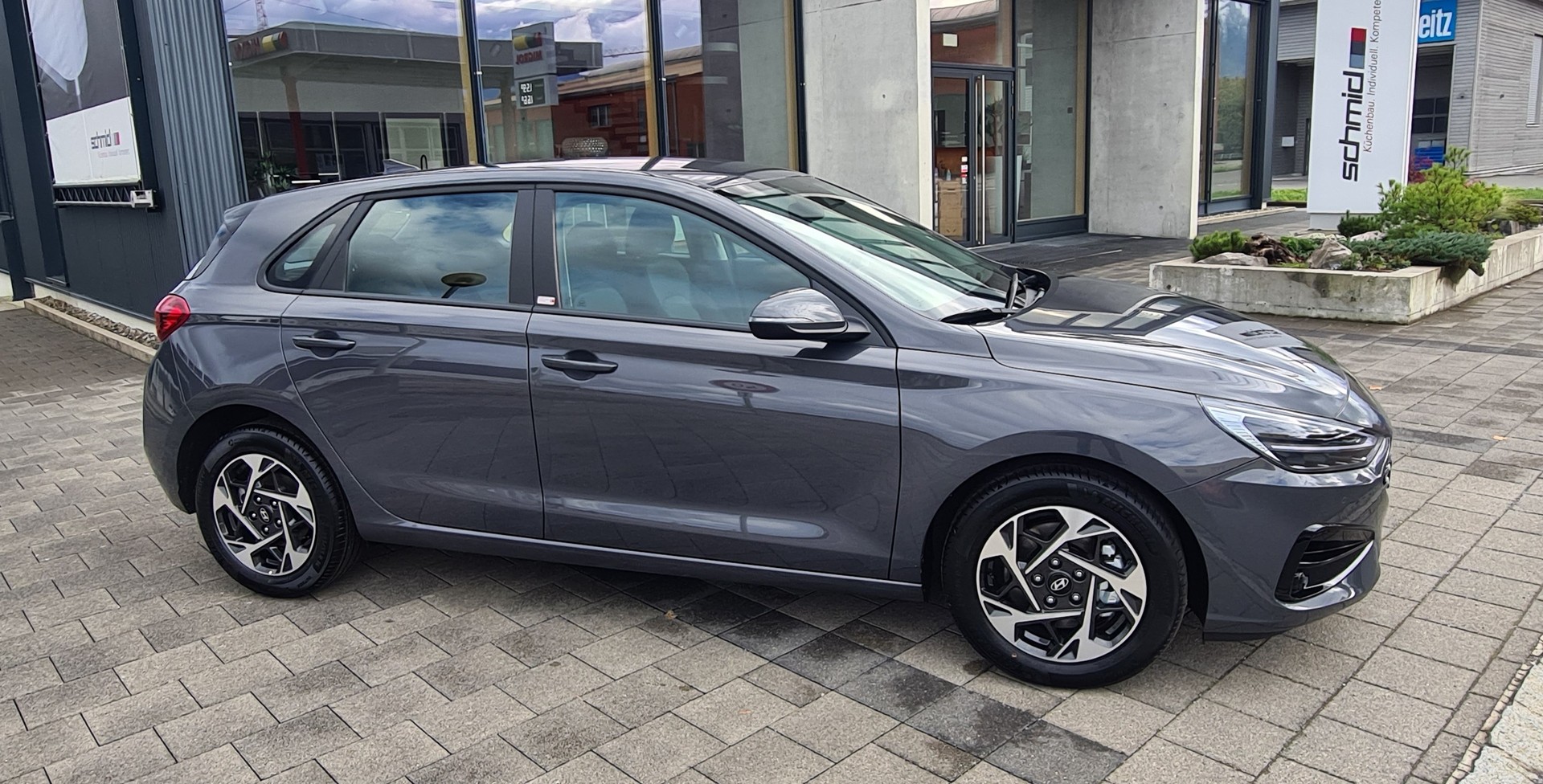 HYUNDAI i30 1.0 T-GDi Origo 48V MH DCT-image-2