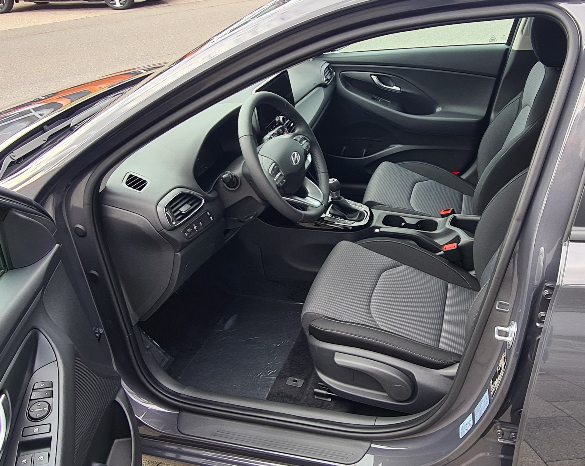 HYUNDAI i30 1.0 T-GDi Origo 48V MH DCT-image-9