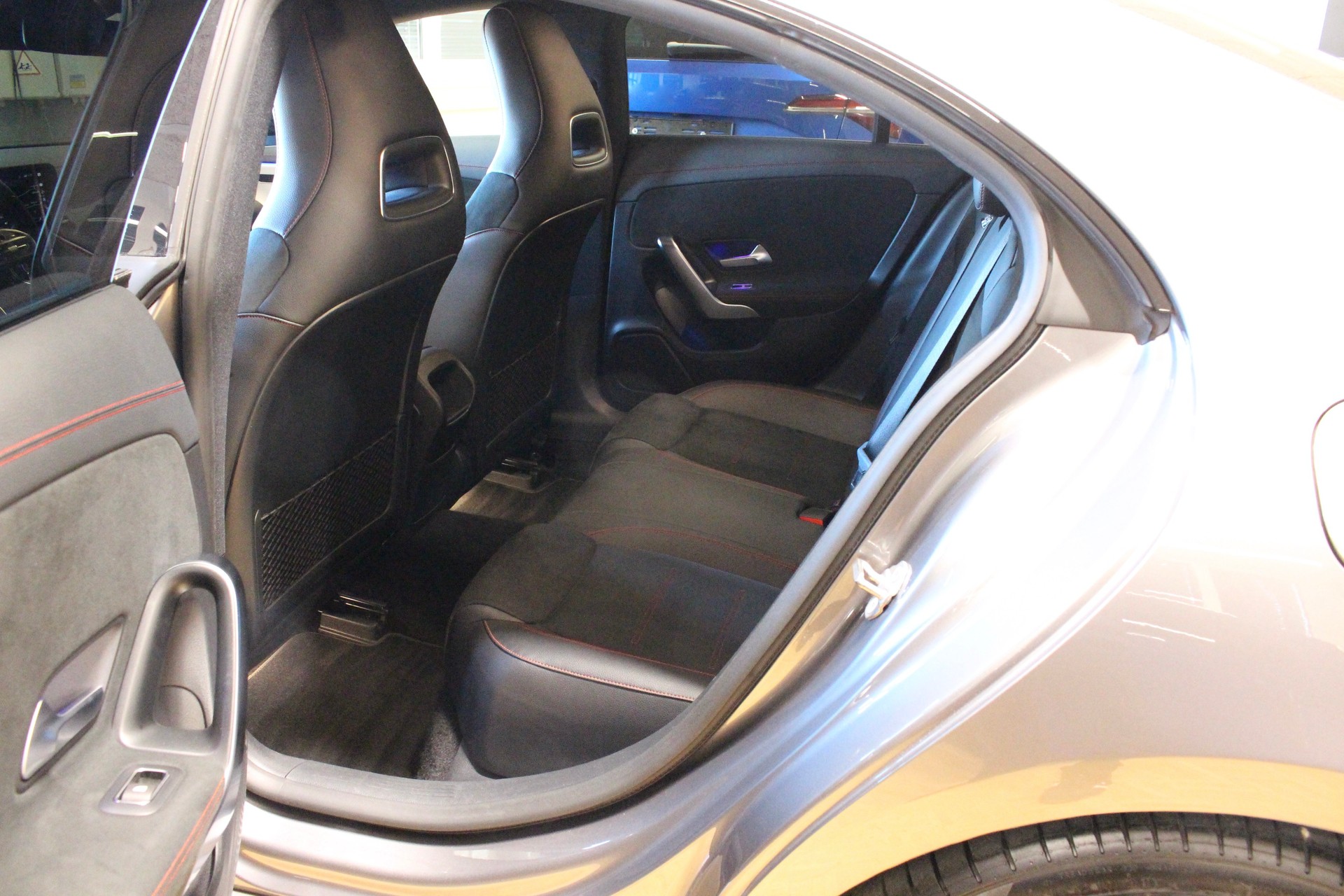 MERCEDES-BENZ CLA 220 AMG Line 7G-DCT 190PS *Night Paket *19" AMG Aluräder *Ambientebeleuchtung-image-12