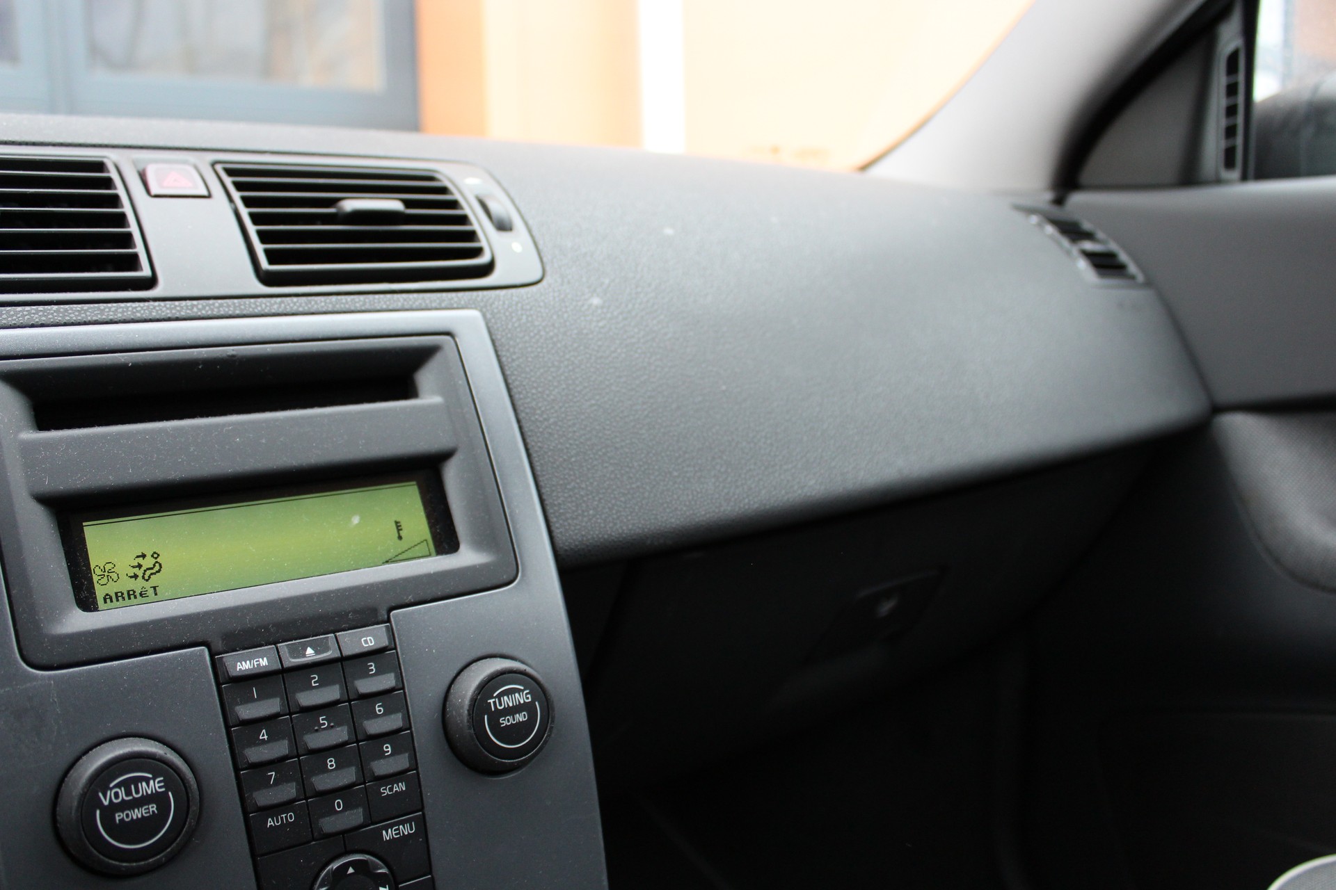 VOLVO C30 1.6D-image-11