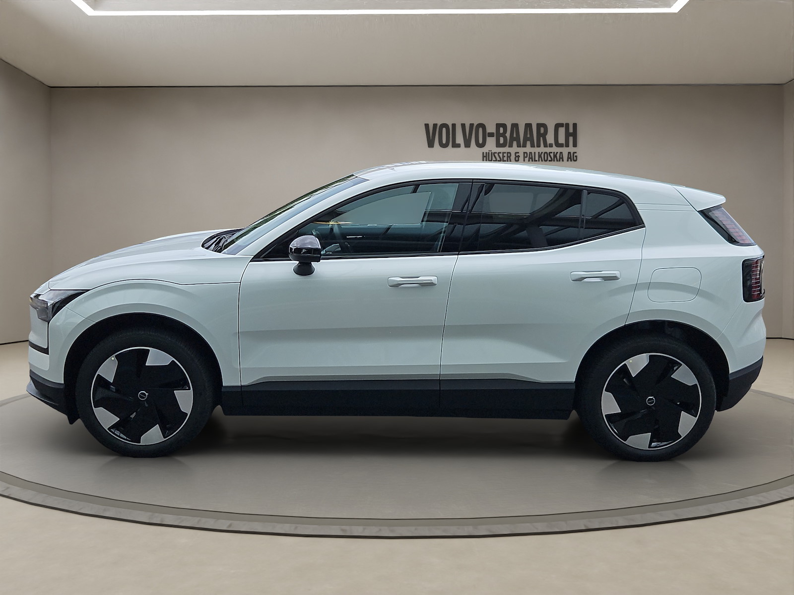VOLVO EX 30 E60 Plus-image-7