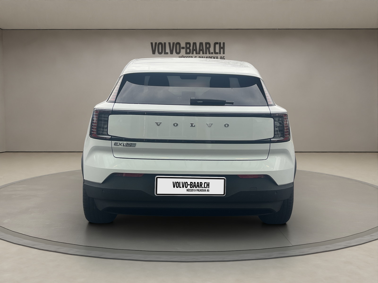 VOLVO EX 30 E60 Plus Worker-image-3