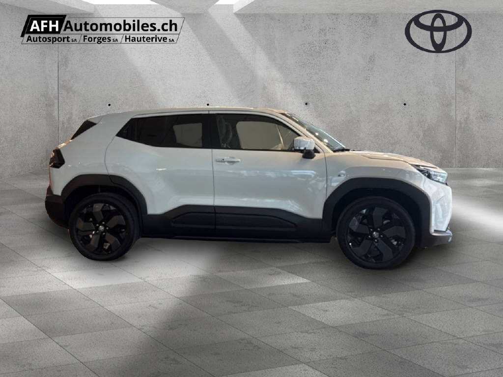 TOYOTA Urban Cruiser Premium AWD-image-5