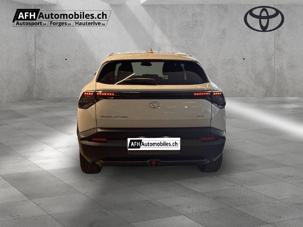TOYOTA Urban Cruiser Premium AWD-image-3