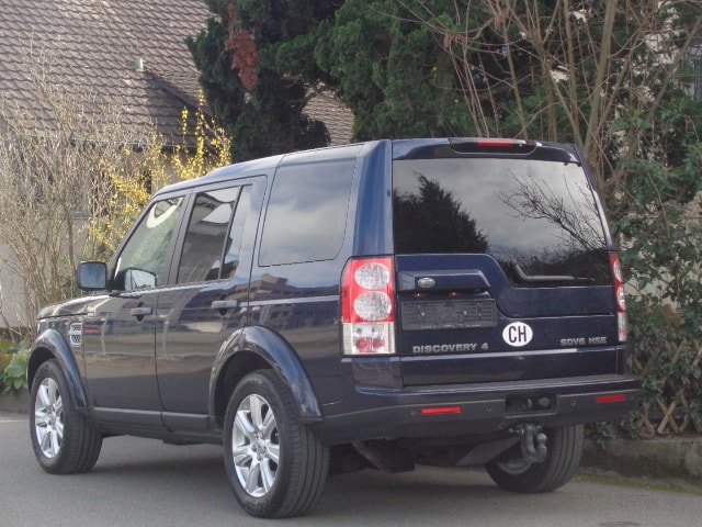 LAND ROVER Discovery 3.0 SDV6 HSE Automatic-image-2