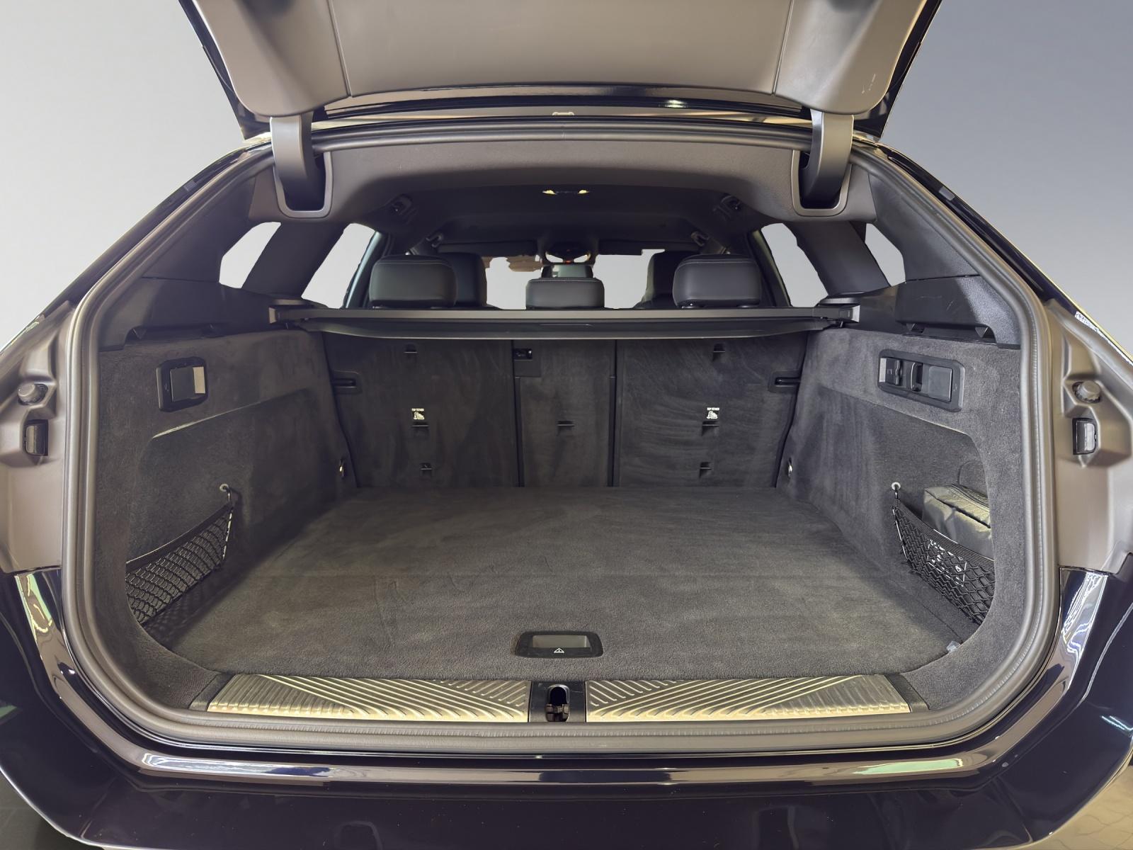 BMW 520d xDrive Touring M-SportPaket-image-17