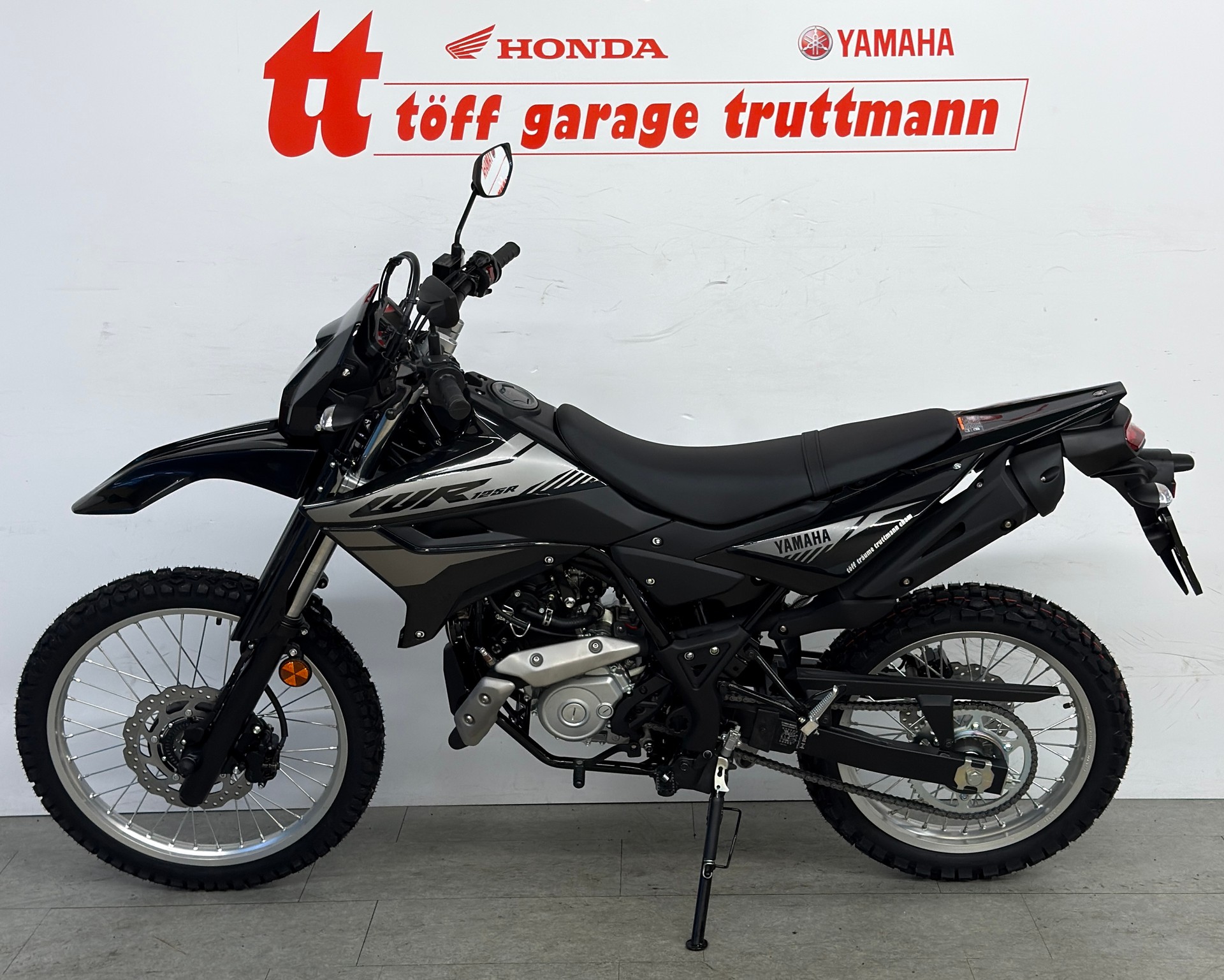 YAMAHA WR 125-showroom-element-1