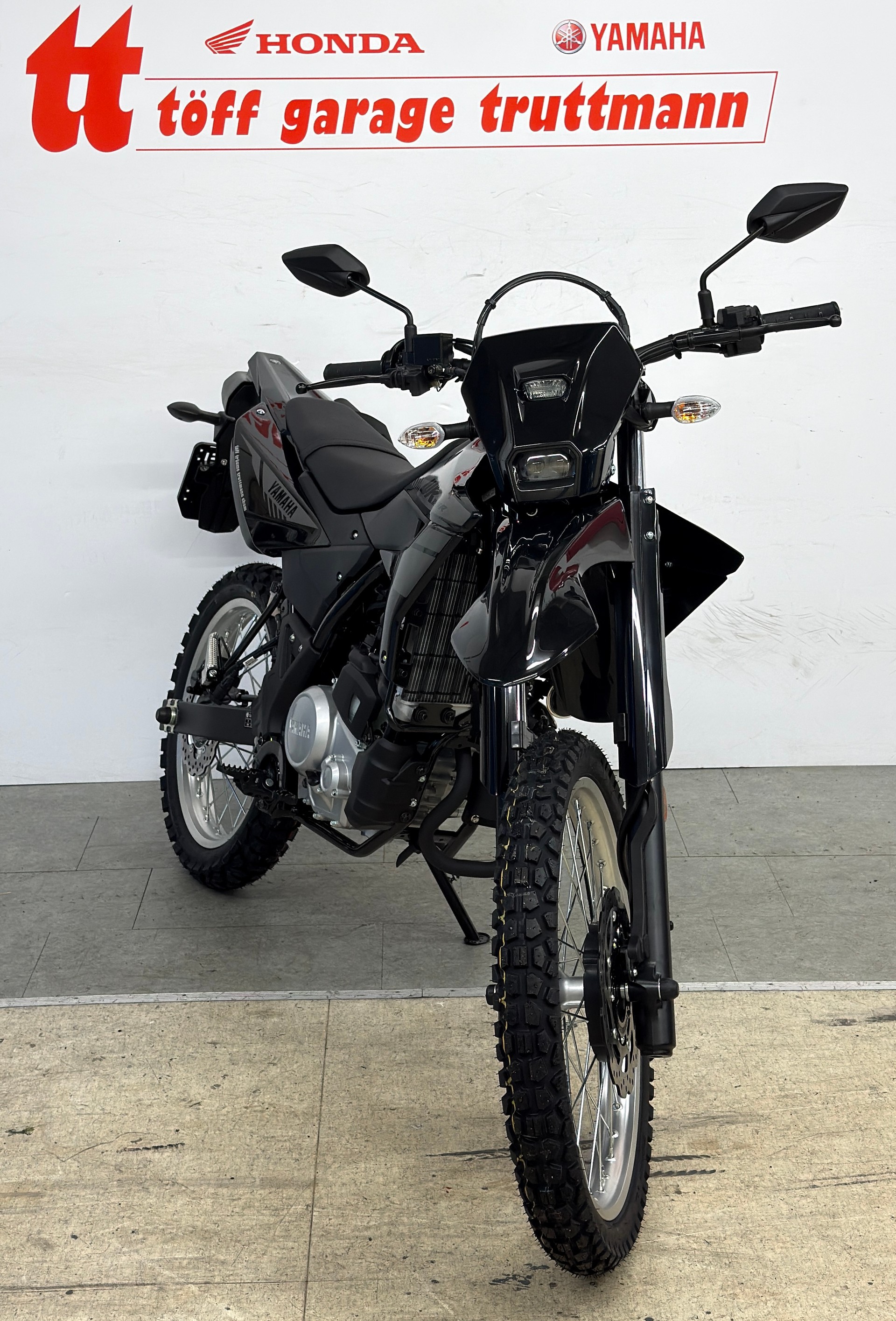 YAMAHA WR 125-showroom-element-2