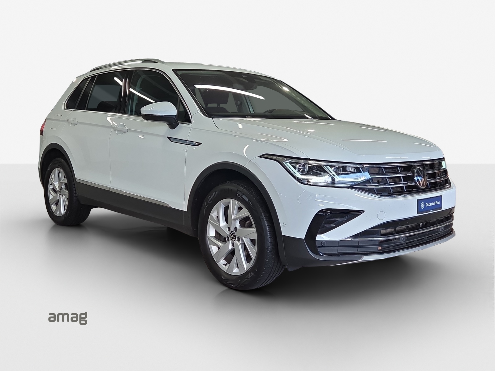 VW Tiguan 2.0 TDI SCR Elegance 4Motion DSG-image-5