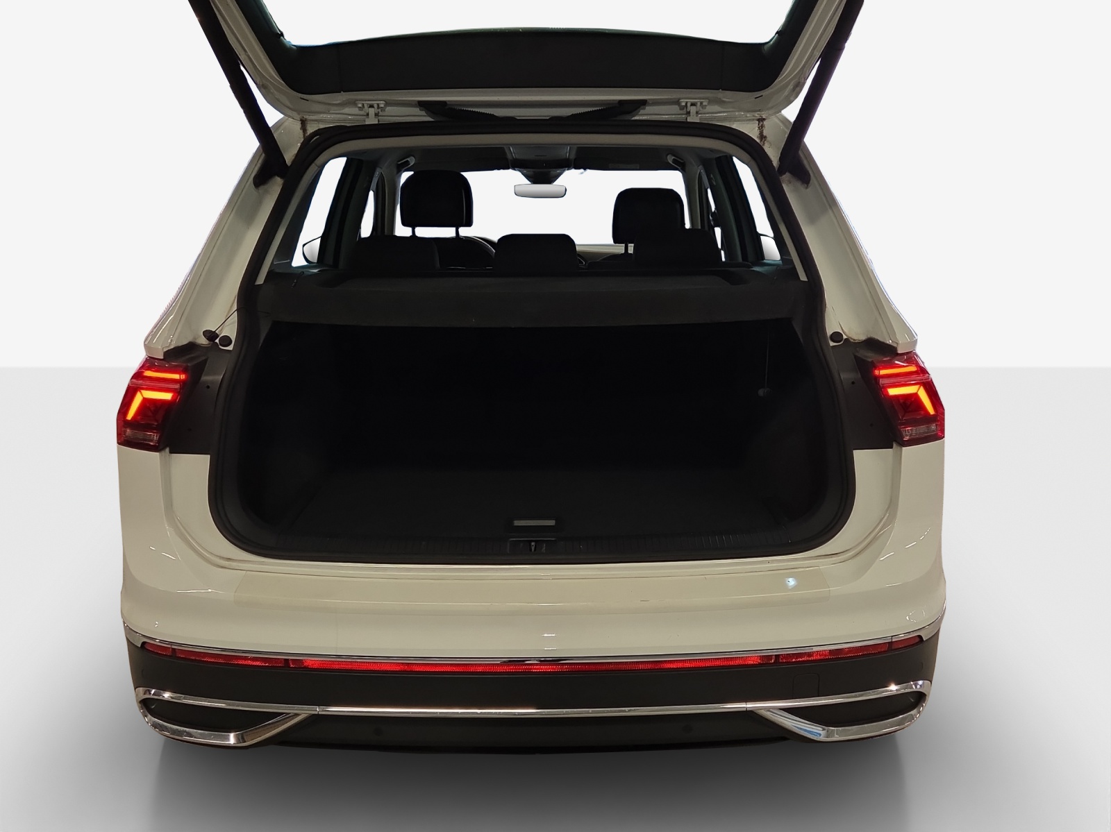 VW Tiguan 2.0 TDI SCR Elegance 4Motion DSG-image-12
