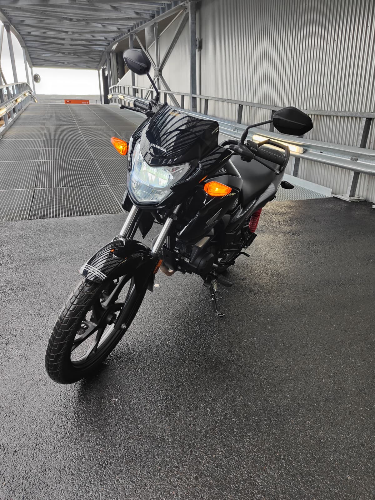 HONDA CBF 125 M-showroom-element-2