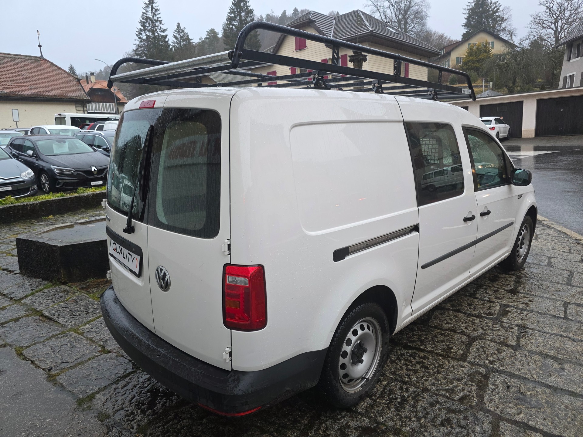 VW Caddy Maxi 1.4TGI BlueMotion Technology-image-3