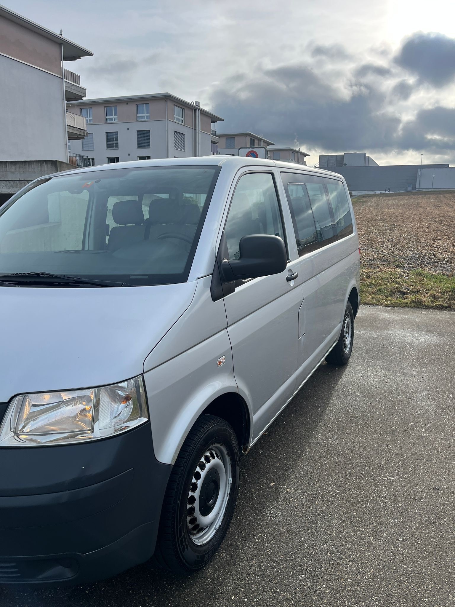 VW T5 Caravelle Comfort (9) Platz 2.5TDI PD 4M-image-1