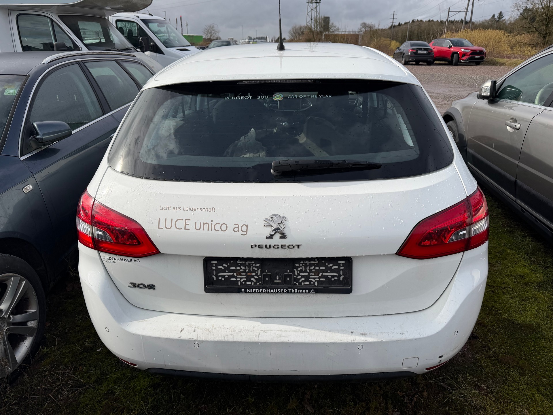 PEUGEOT 308 SW 1.2 THP Allure-image-4
