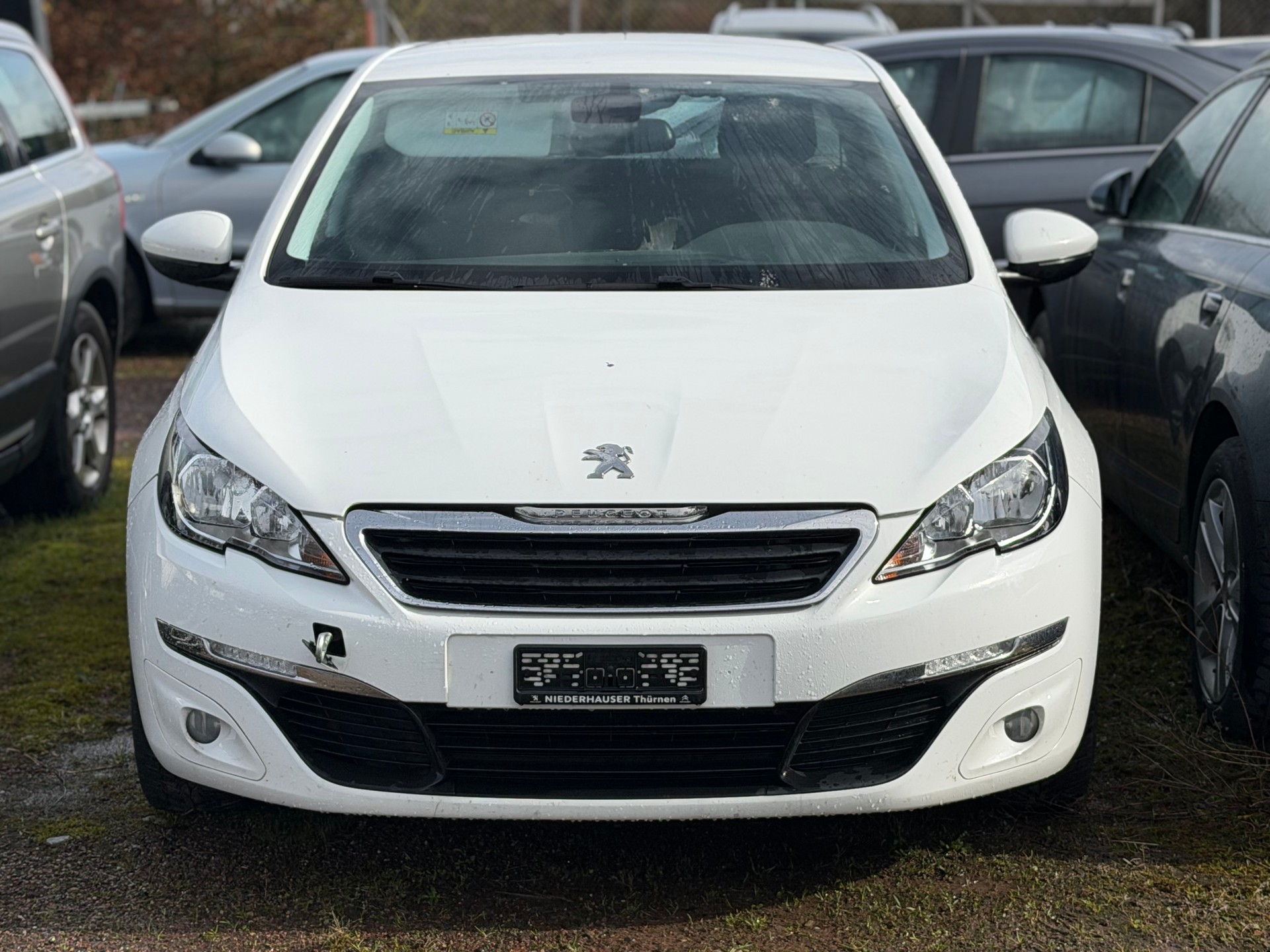 PEUGEOT 308 SW 1.2 THP Allure-image-1