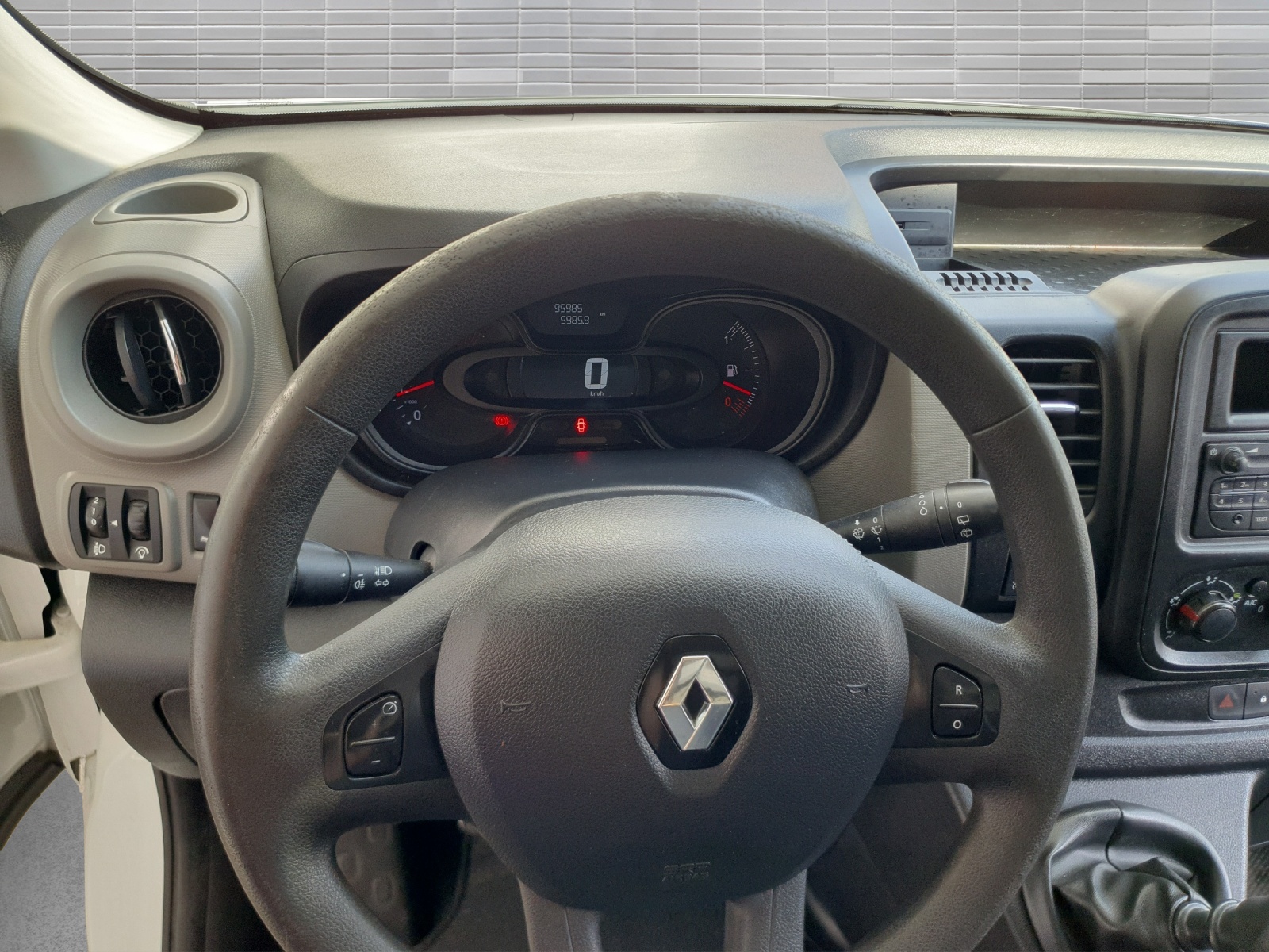 RENAULT Trafic 1.6 ENERGY TwinT. dCi125 2.9t Busin. L1H1-image-13