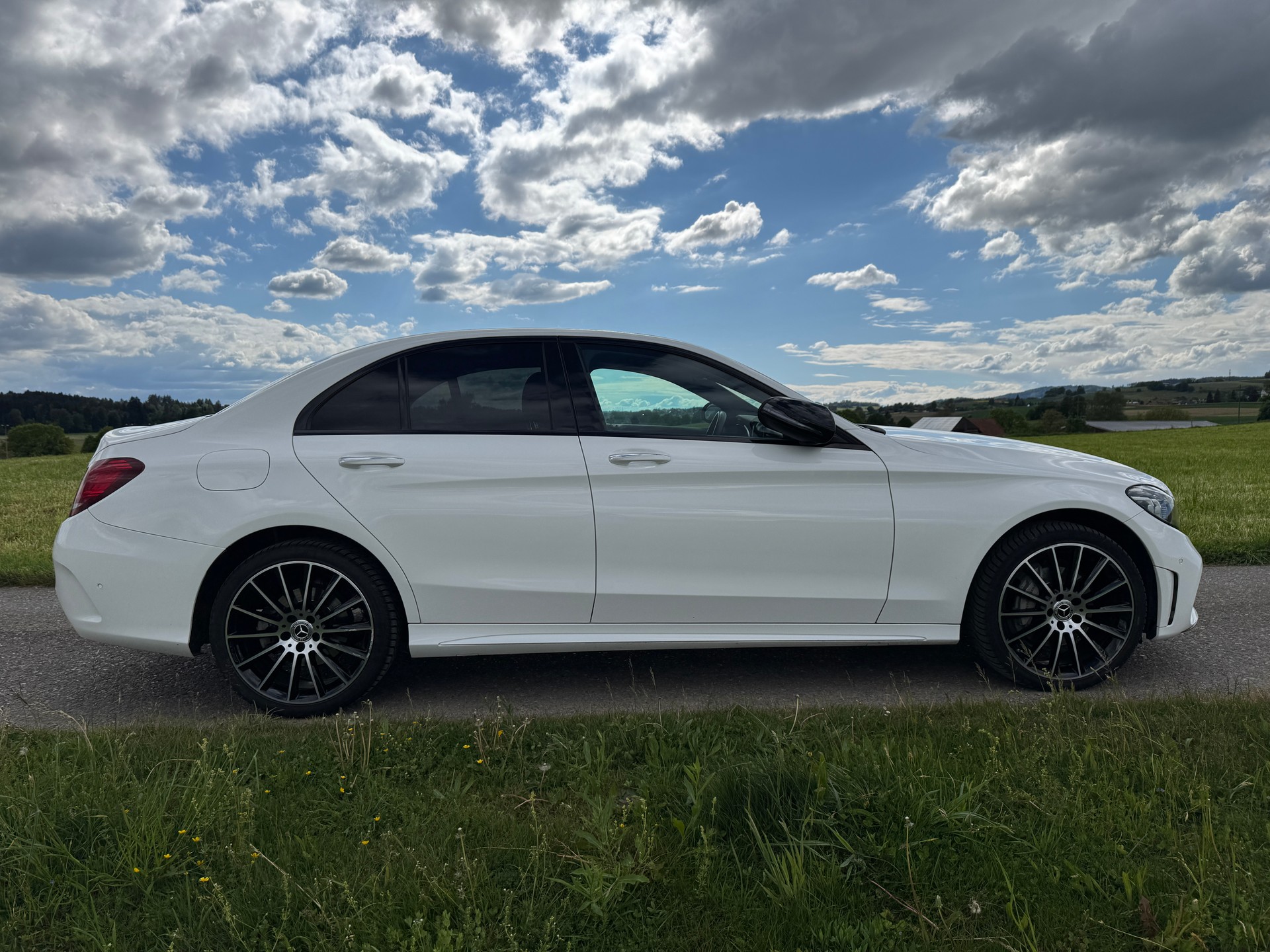 MERCEDES-BENZ C 200 Swiss Star AMG Line 4Matic 9G-Tronic-image-7