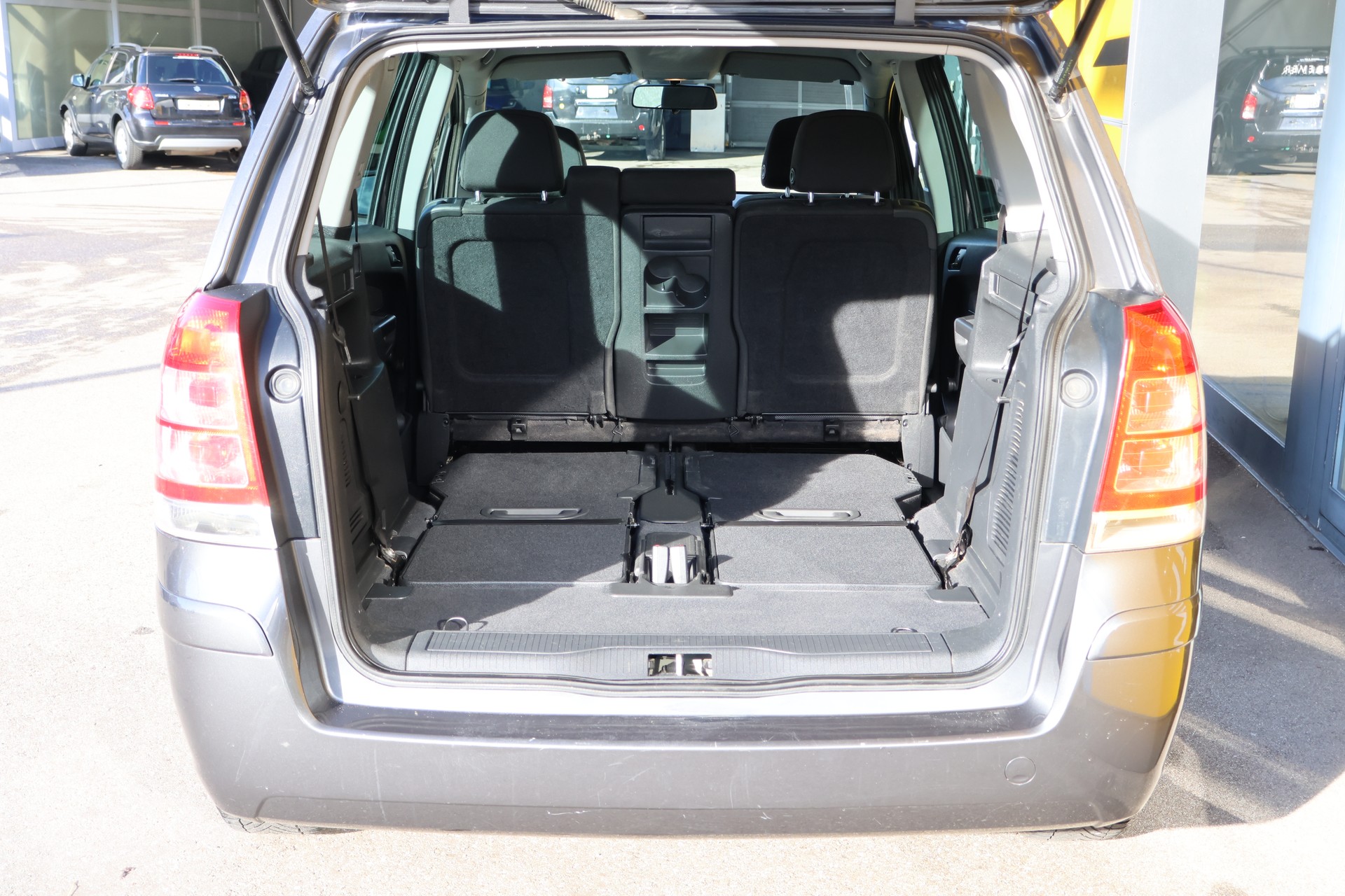OPEL Zafira 2.2i Enjoy 7Pätzer-image-10