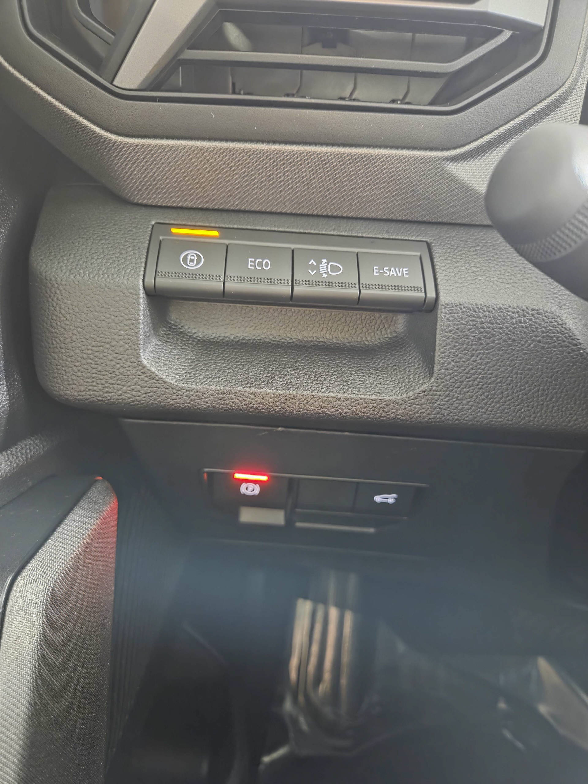 DACIA Bigster 1.8 Hybrid Journey-image-11