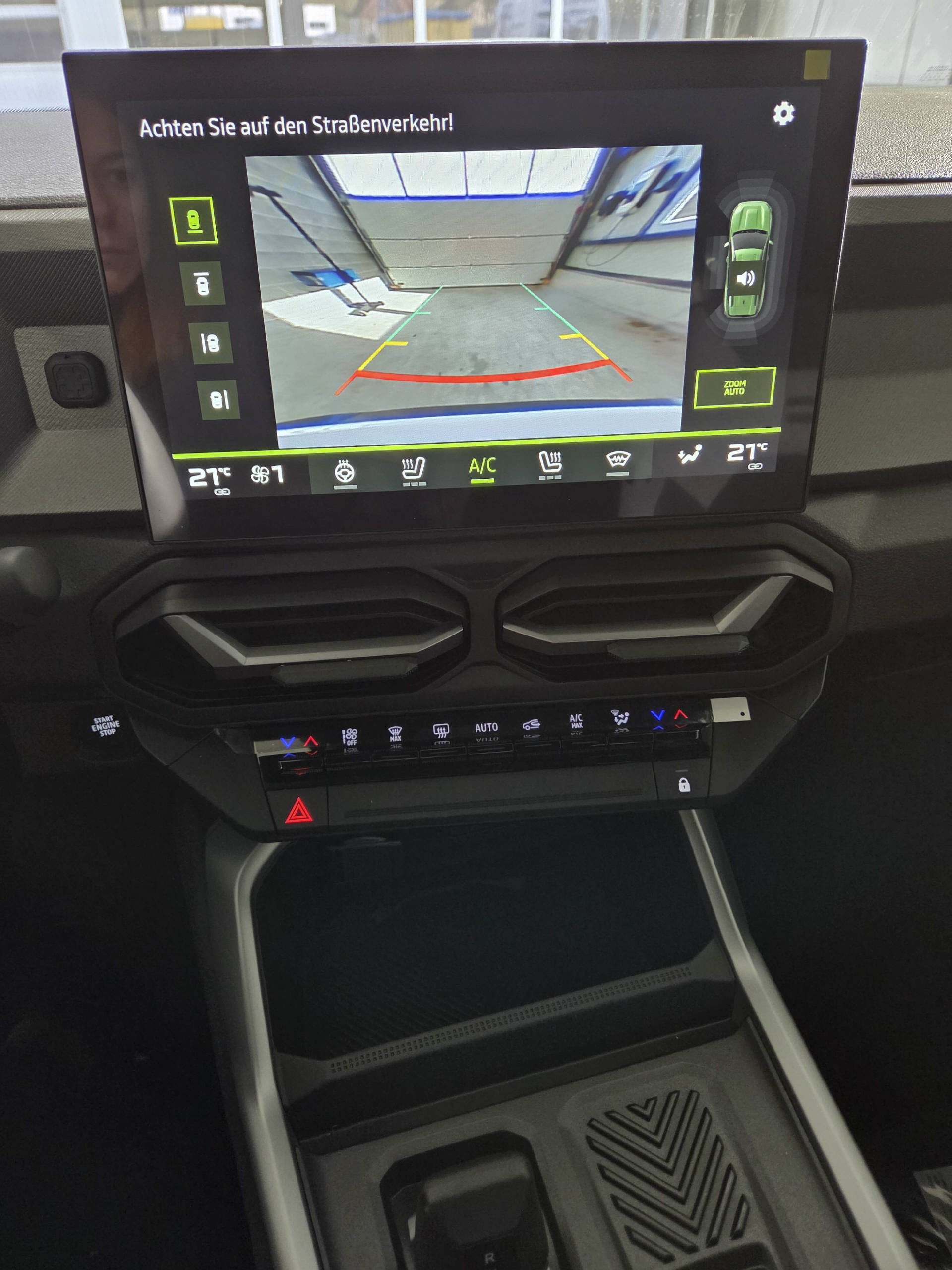 DACIA Bigster 1.8 Hybrid Journey-image-9
