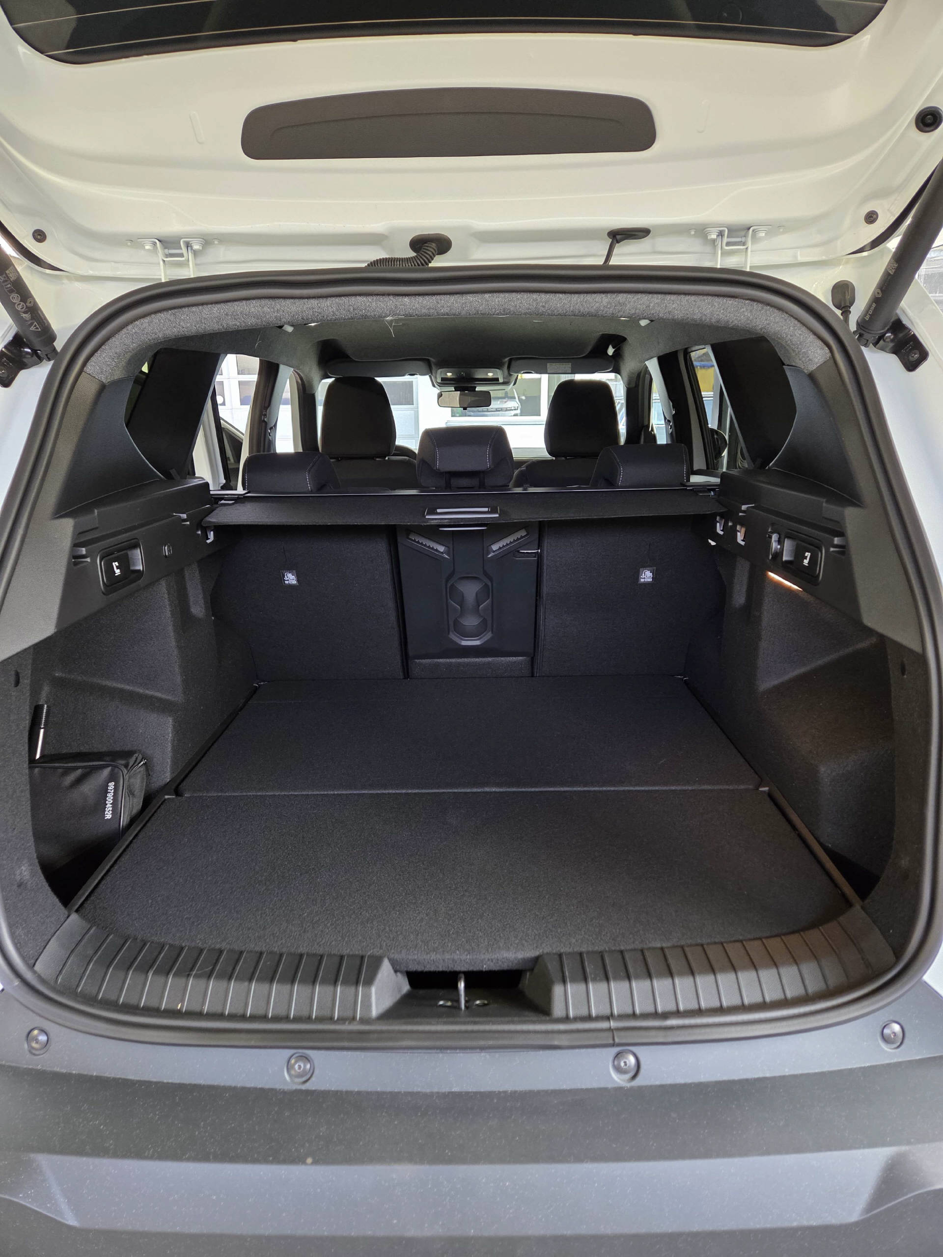 DACIA Bigster 1.8 Hybrid Journey-image-12