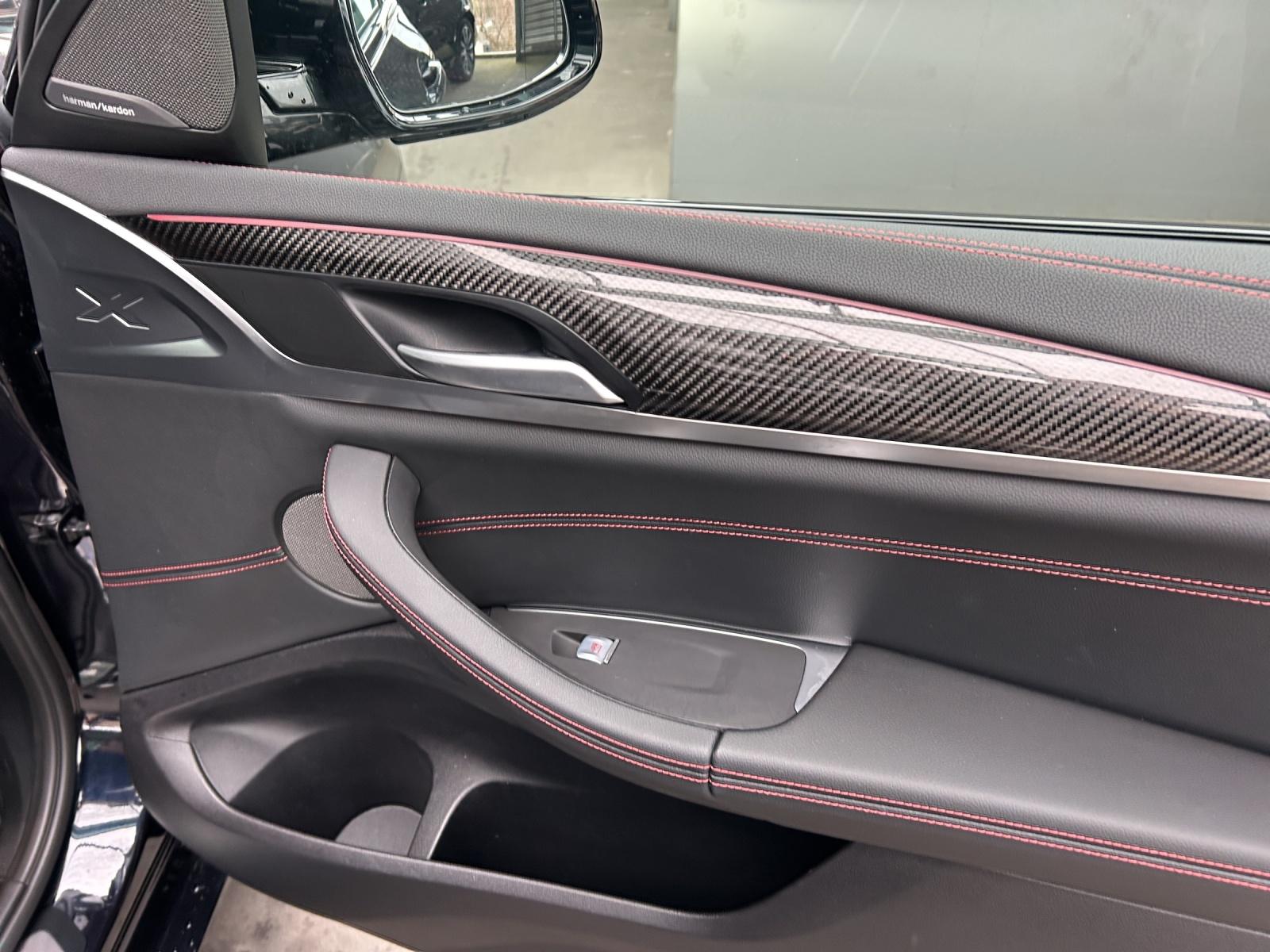 BMW X4 M40i-image-24