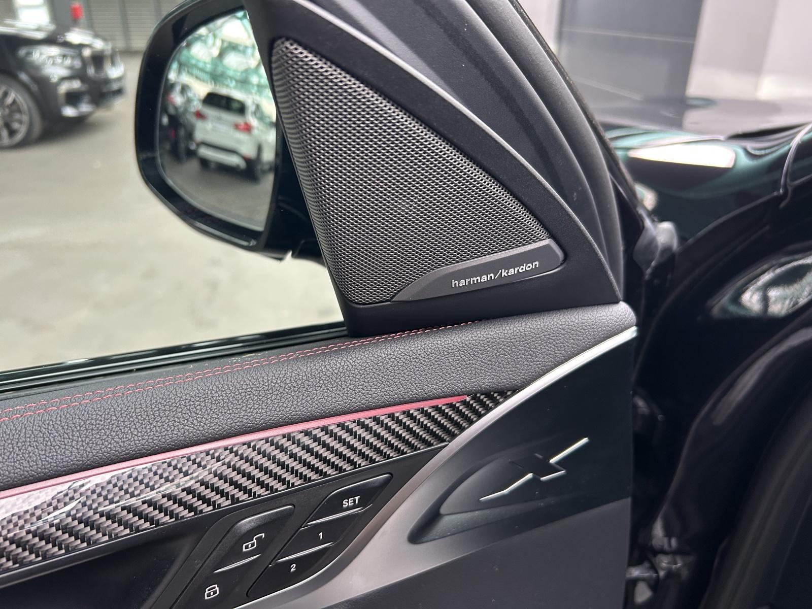 BMW X4 M40i-image-16