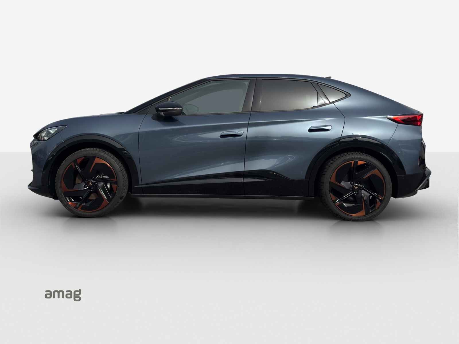 CUPRA Tavascan Type 9 77 kWh Adrenaline-image-1