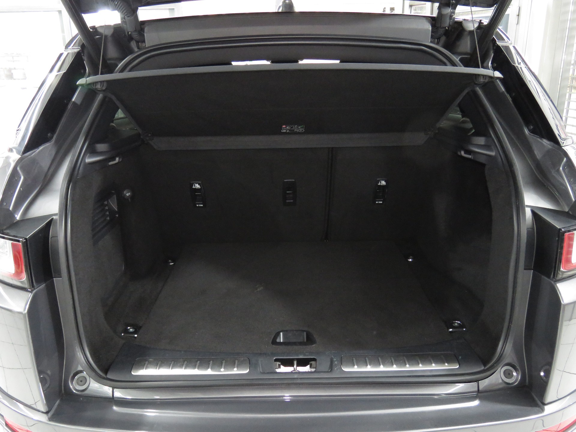 LAND ROVER Range Rover Evoque 2.0 Si4 HSE Dynamic AT9 (Automat)-image-10