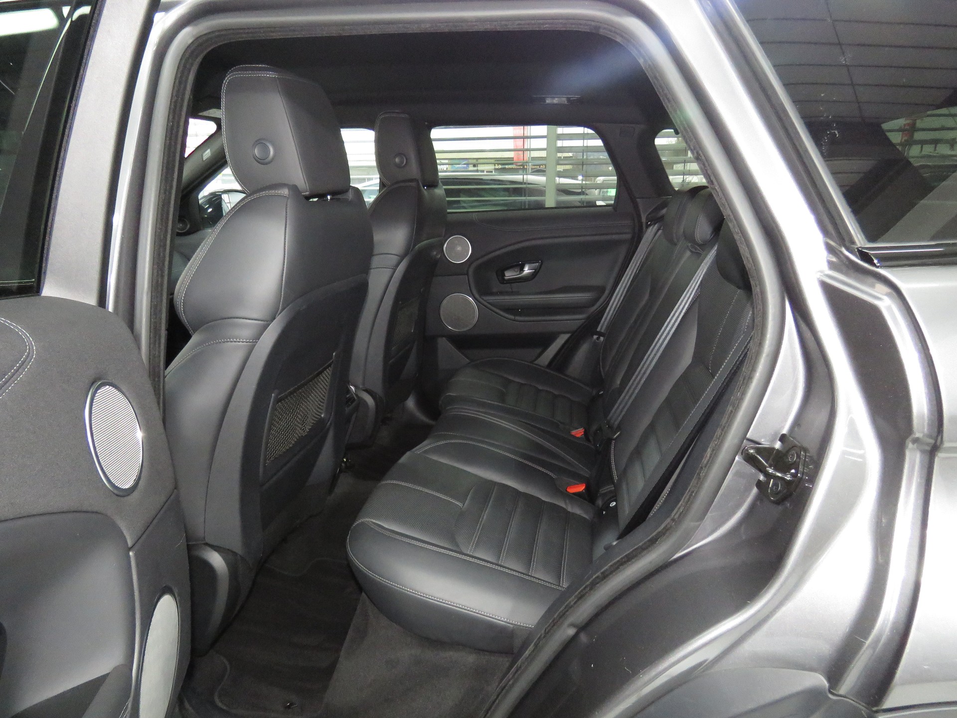 LAND ROVER Range Rover Evoque 2.0 Si4 HSE Dynamic AT9 (Automat)-image-9