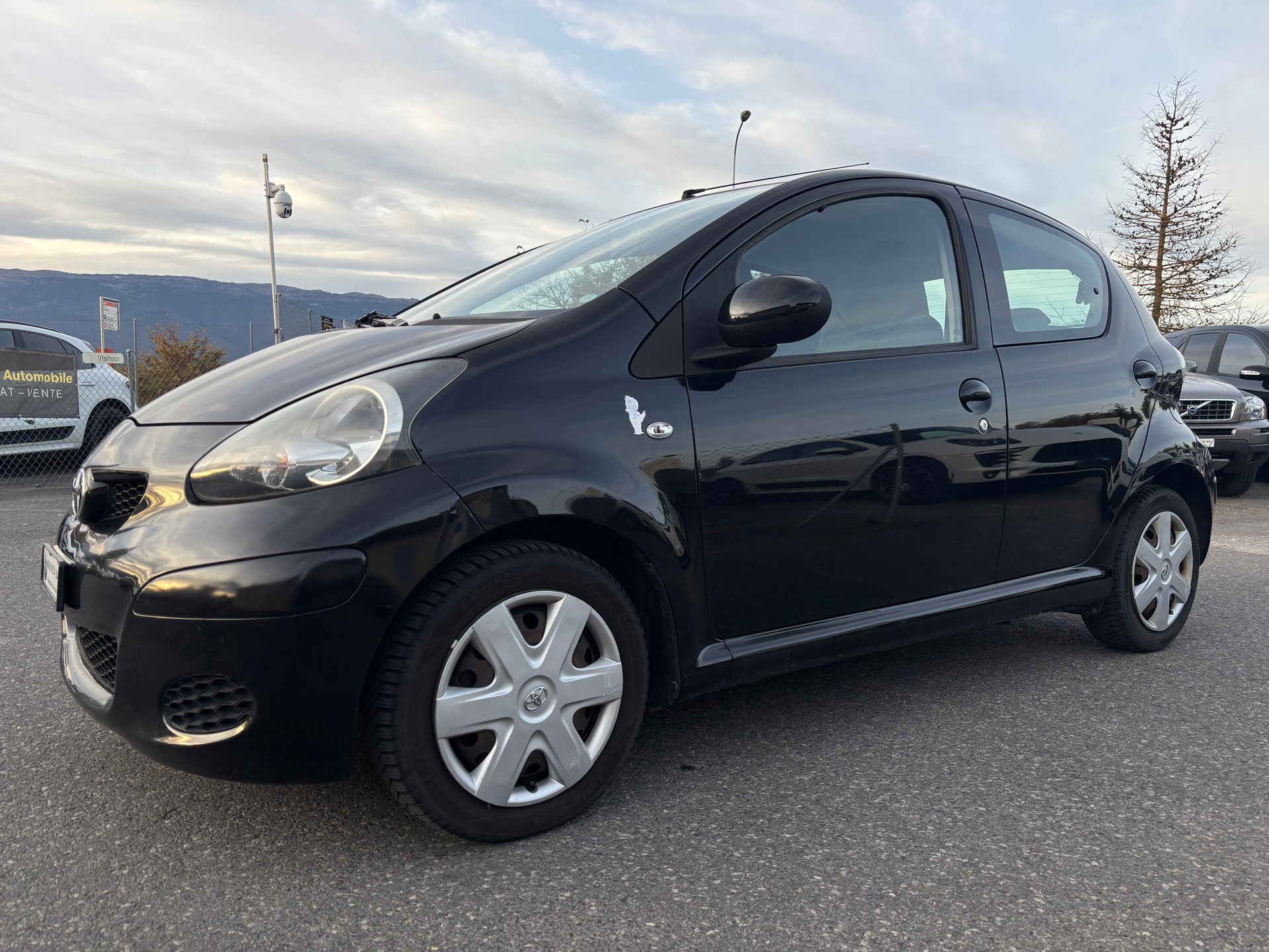 TOYOTA Aygo 1.0 Linea Luna-image-1
