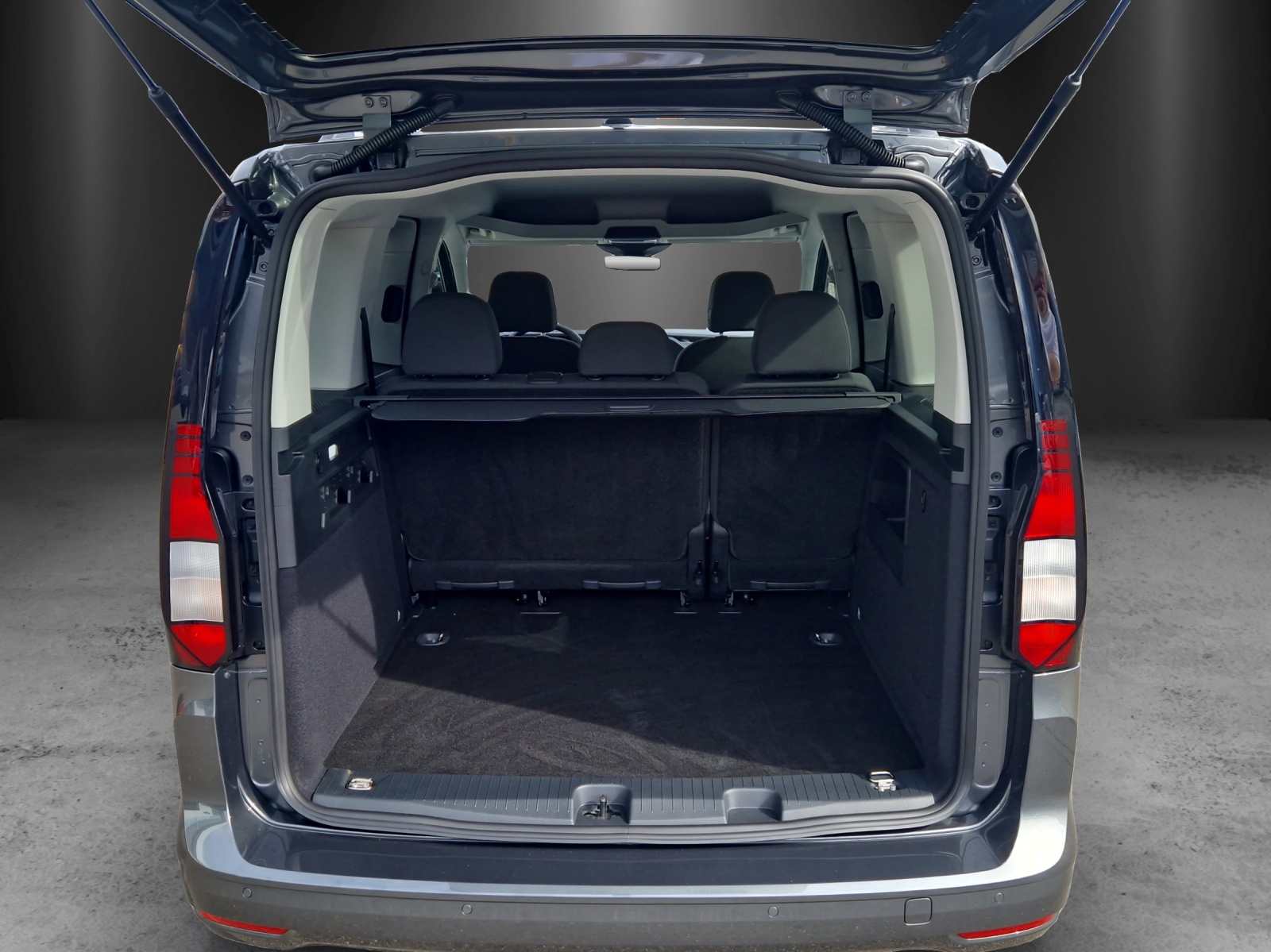 VW Caddy 2.0 TDI Liberty 4Motion-image-6